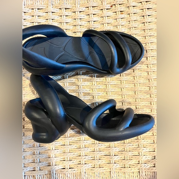 Camper Shoes - Camper Black Kobarah Sandal, Size 39